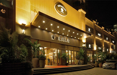 東苑王府酒樓中餐廳裝修設計